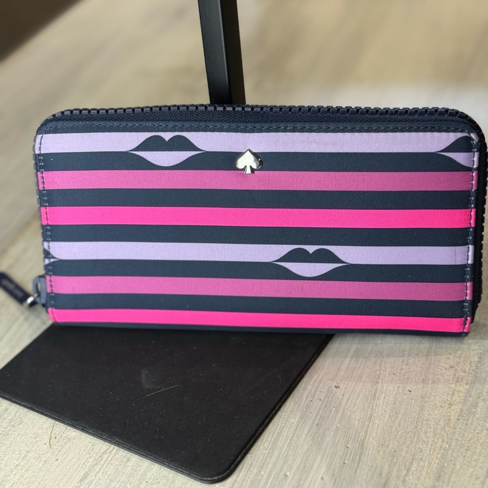 Kate Spade Lips Pink & Purple Striped Zip-Around Wallet-NWOT